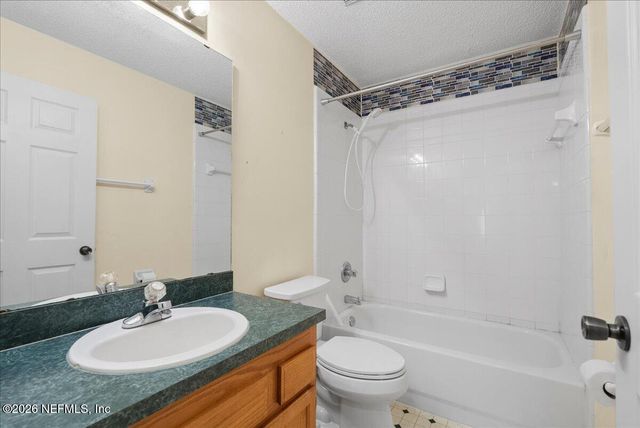 1655 SPRING BRANCH Drive E, Jacksonville, FL 32221