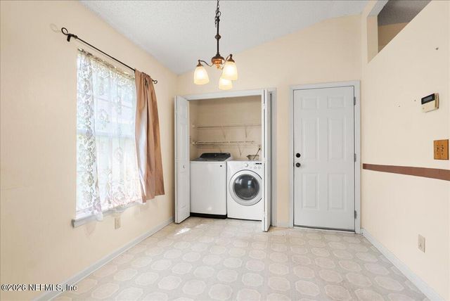 1655 SPRING BRANCH Drive E, Jacksonville, FL 32221