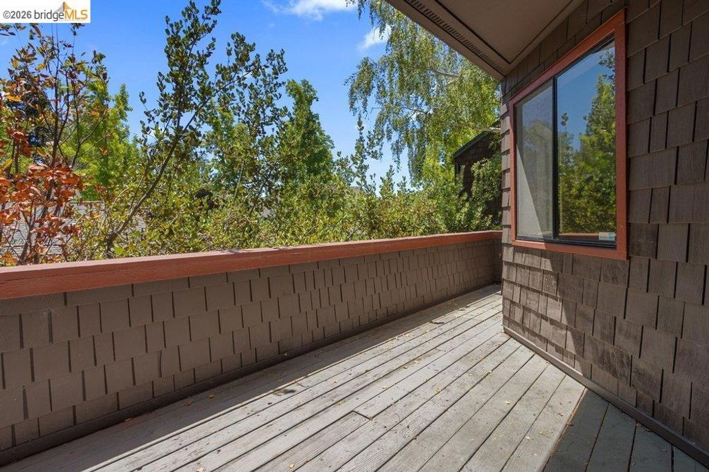 Image 19 of property listing at 3 Bosworth Walk, Pleasant Hill, CA 94523