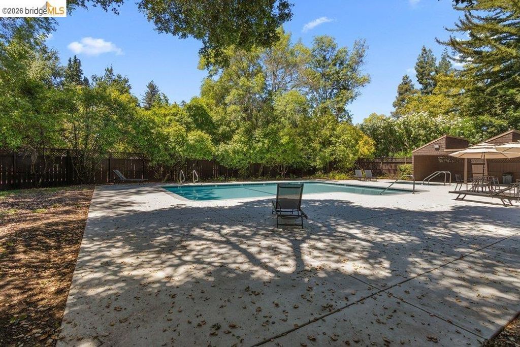 Image 20 of property listing at 3 Bosworth Walk, Pleasant Hill, CA 94523