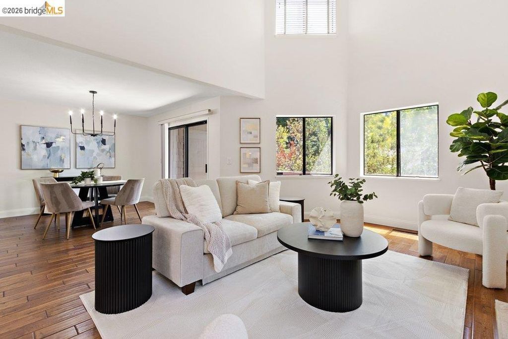 Image 4 of property listing at 3 Bosworth Walk, Pleasant Hill, CA 94523