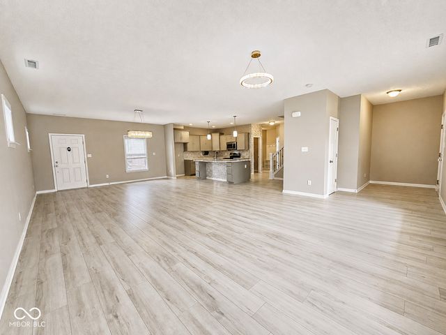 7252 Lockford Walk N, Avon, IN 46123