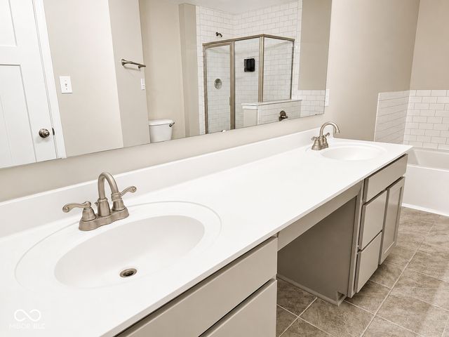 7252 Lockford Walk N, Avon, IN 46123