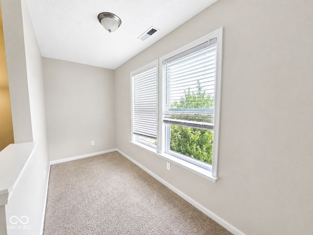 7252 Lockford Walk N, Avon, IN 46123