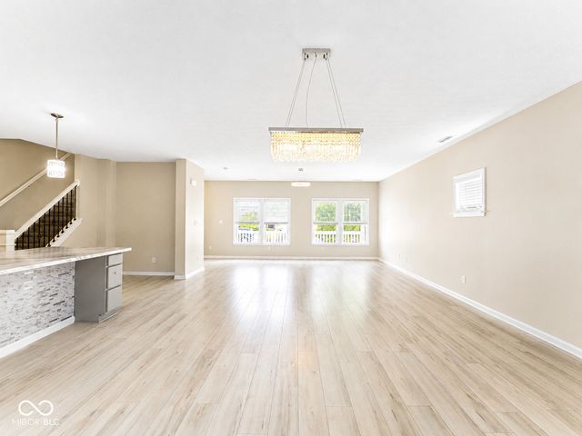7252 Lockford Walk N, Avon, IN 46123