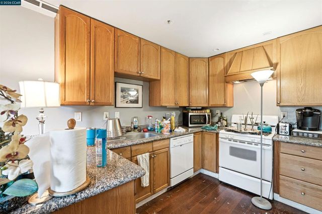 1891 Landana Dr A, Concord, CA 94519