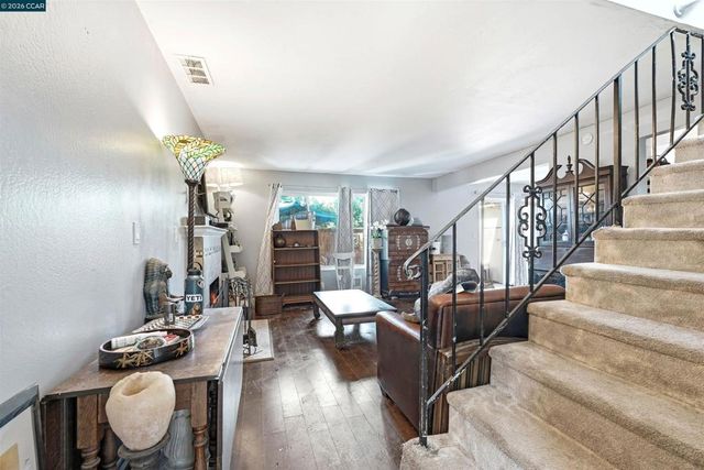 1891 Landana Dr A, Concord, CA 94519