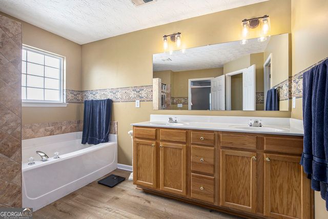 2054 Dartmoth Way, Villa Rica, GA 30180