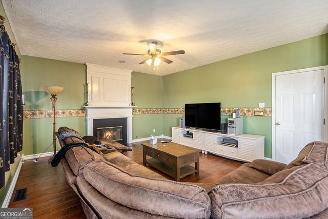 2054 Dartmoth Way, Villa Rica, GA 30180