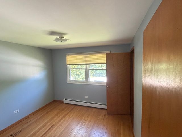 119 Cliff Street 2e, Willow Springs, IL 60480