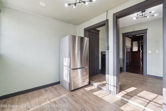 1809 Maplewood Avenue, Lansing, MI 48910