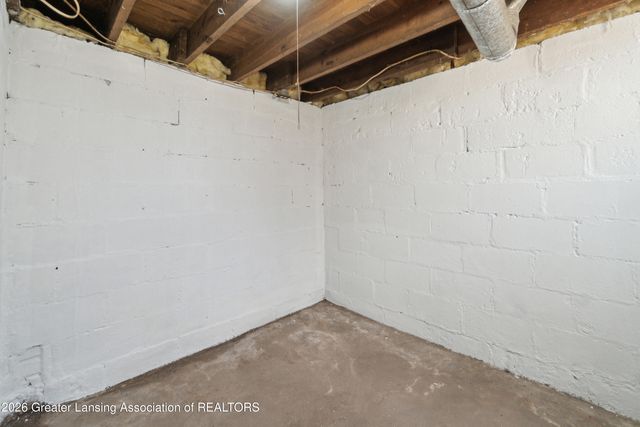 1809 Maplewood Avenue, Lansing, MI 48910