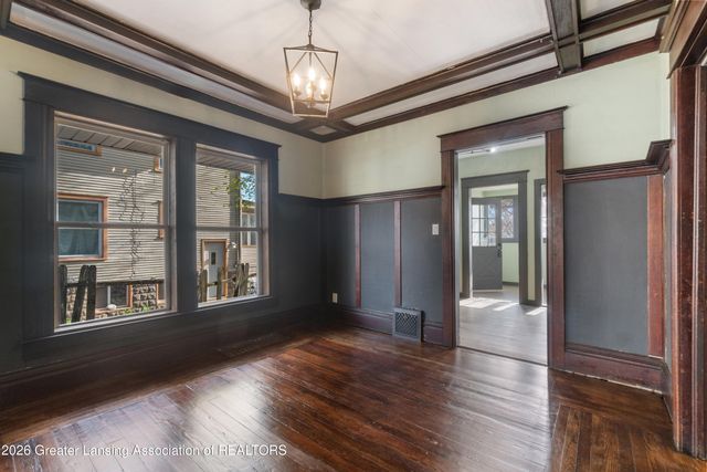 1809 Maplewood Avenue, Lansing, MI 48910