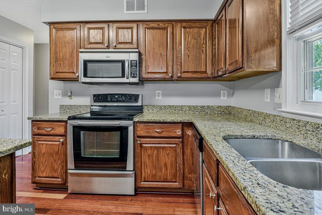 Image 16 of property listing at 5503 SKIPJACK CT, Waldorf, MD 20603