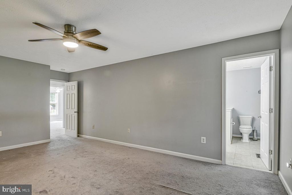 Image 21 of property listing at 5503 SKIPJACK CT, Waldorf, MD 20603