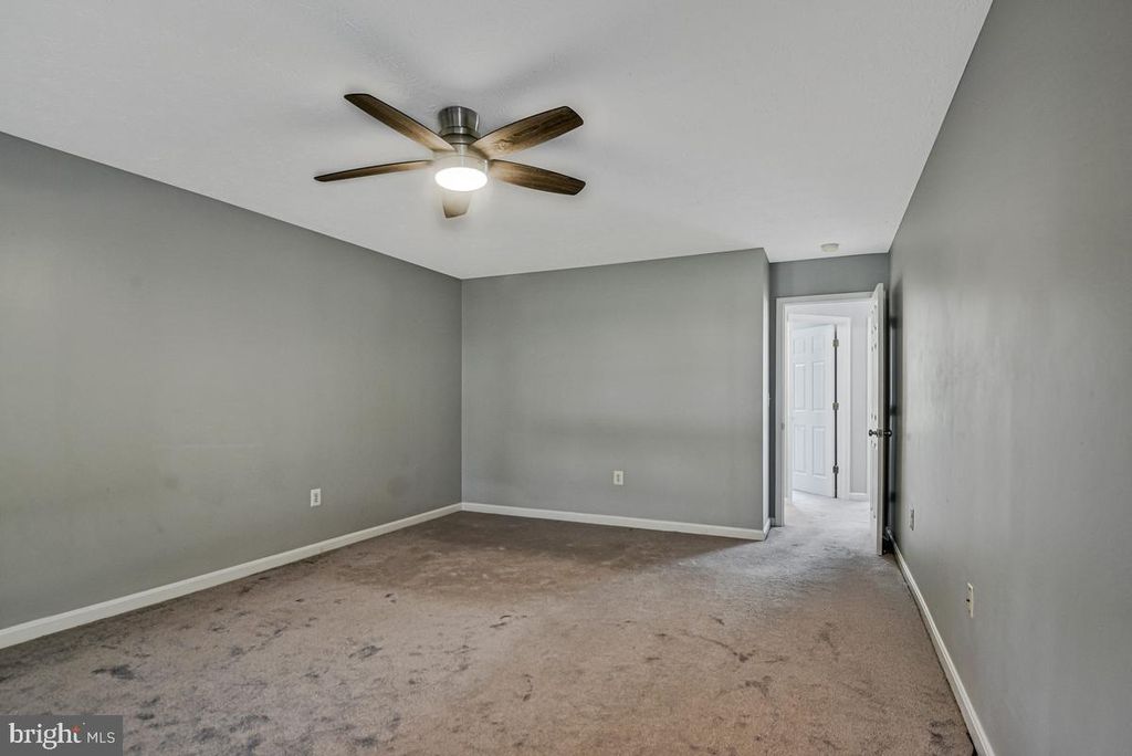 Image 22 of property listing at 5503 SKIPJACK CT, Waldorf, MD 20603