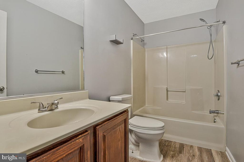Image 25 of property listing at 5503 SKIPJACK CT, Waldorf, MD 20603