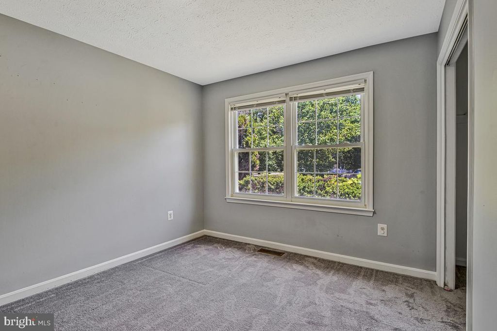 Image 26 of property listing at 5503 SKIPJACK CT, Waldorf, MD 20603