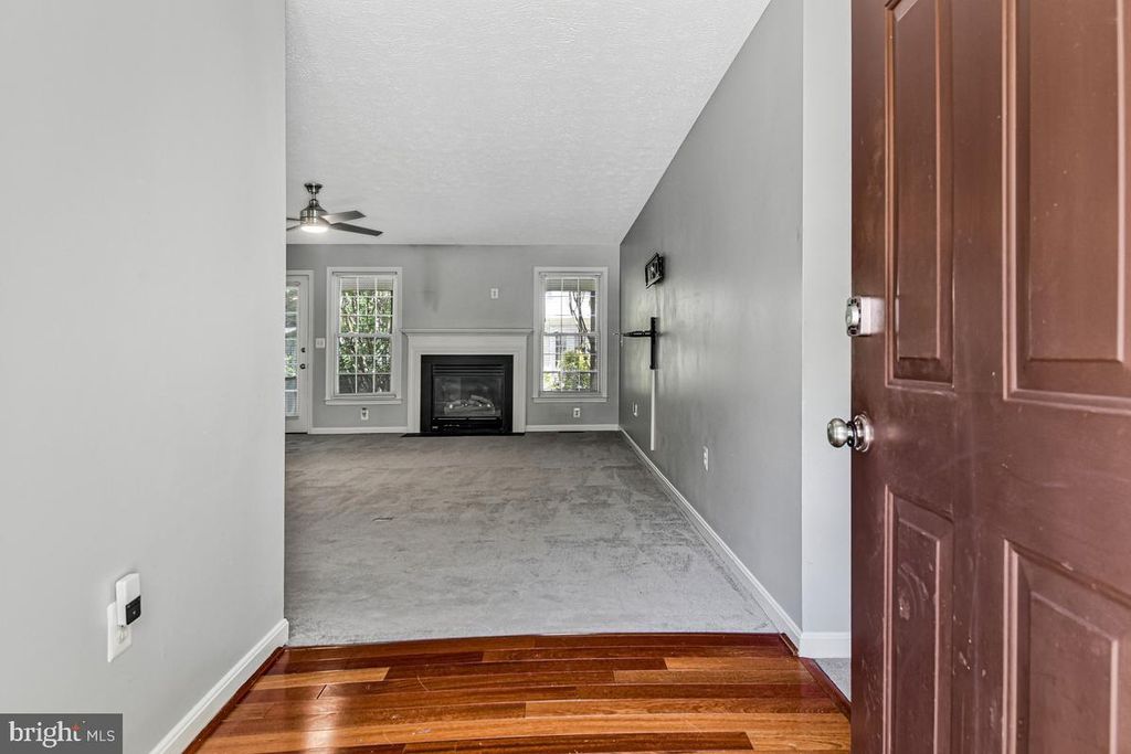 Image 6 of property listing at 5503 SKIPJACK CT, Waldorf, MD 20603