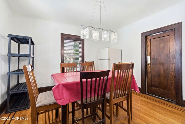 9 Norwood Court, West Long Branch, NJ 07764