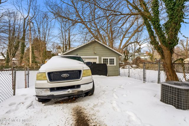 9 Norwood Court, West Long Branch, NJ 07764