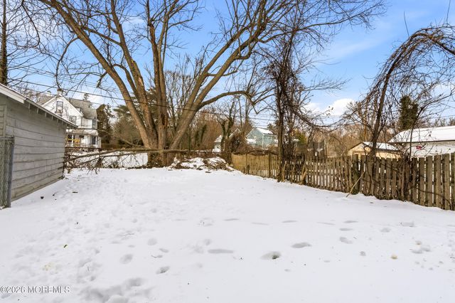 9 Norwood Court, West Long Branch, NJ 07764