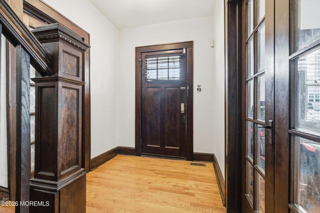 9 Norwood Court, West Long Branch, NJ 07764