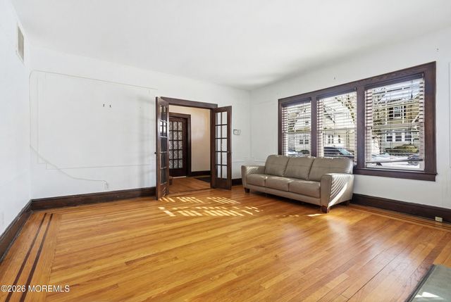 9 Norwood Court, West Long Branch, NJ 07764