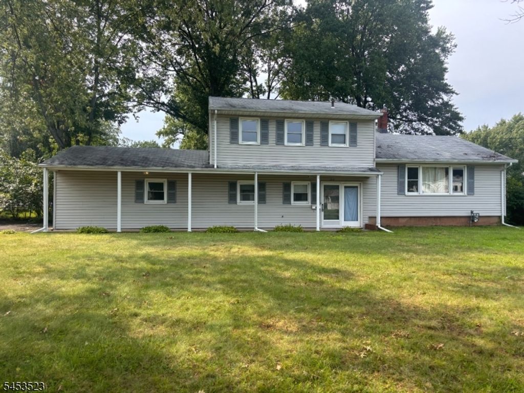 190 Jupitor St, Clark Twp., NJ 07066