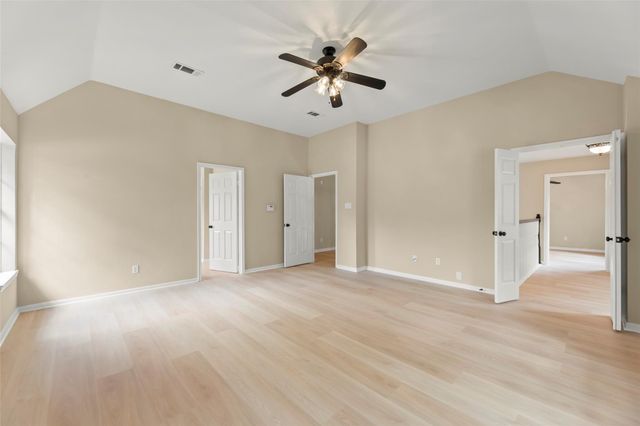 3230 Serene Oak Drive, Sugar Land, TX 77478