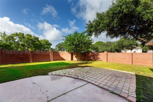3230 Serene Oak Drive, Sugar Land, TX 77478
