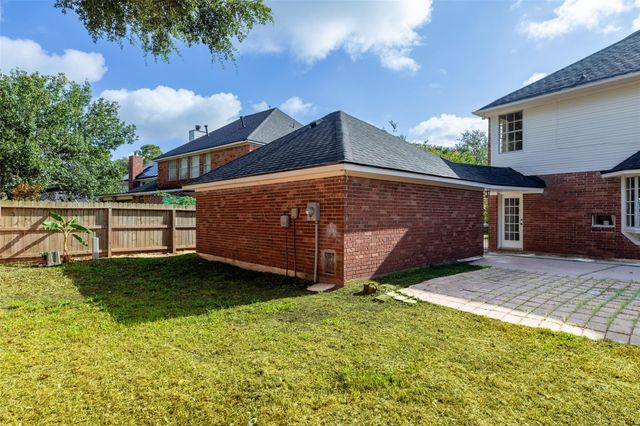 3230 Serene Oak Drive, Sugar Land, TX 77478