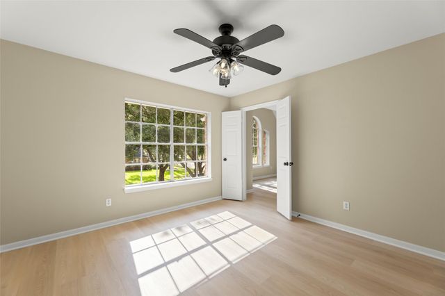 3230 Serene Oak Drive, Sugar Land, TX 77478