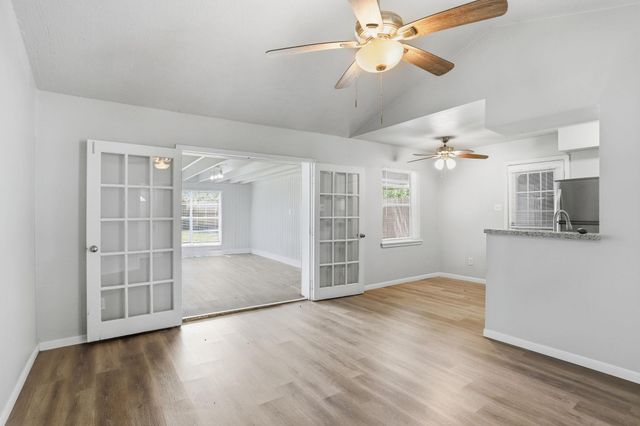 5242 Grace Point Lane, Houston, TX 77048