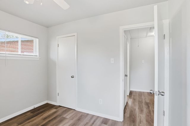 5242 Grace Point Lane, Houston, TX 77048