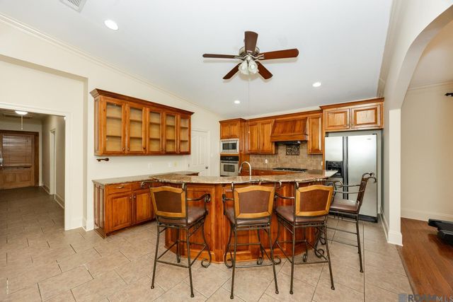 16306 Winding Ridge Ave, Prairieville, LA 70769