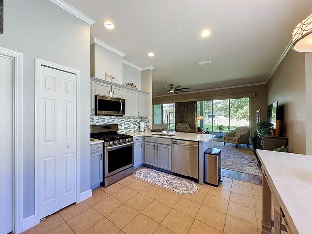 189 BALMY COAST ROAD, Groveland, FL 34736