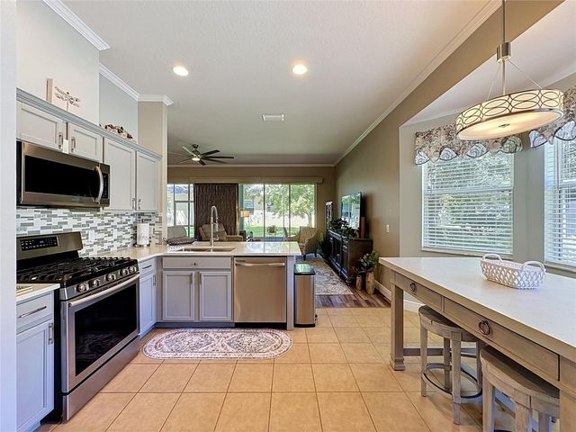 189 BALMY COAST ROAD, Groveland, FL 34736