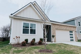 1235 Linn Cove Ct, Gallatin, TN 37066