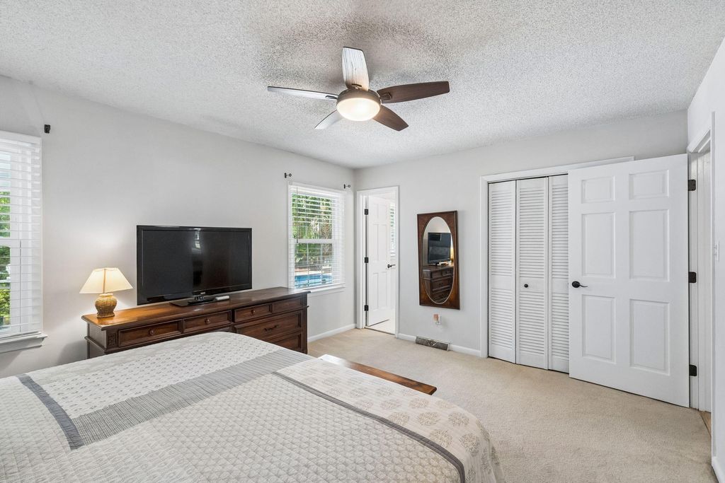 Image 19 of property listing at 108 President Circle, Summerville, SC 29483