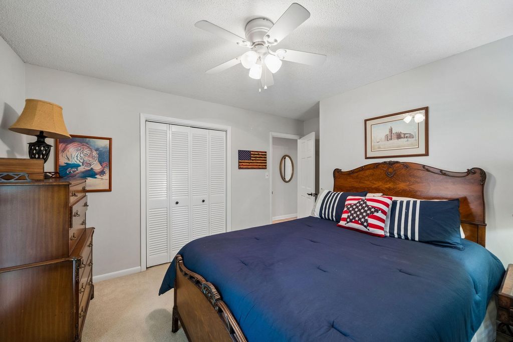 Image 22 of property listing at 108 President Circle, Summerville, SC 29483