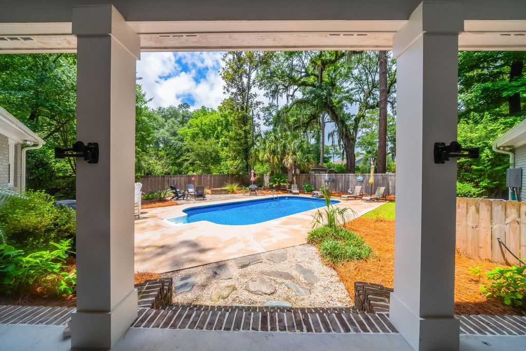 Image 34 of property listing at 108 President Circle, Summerville, SC 29483