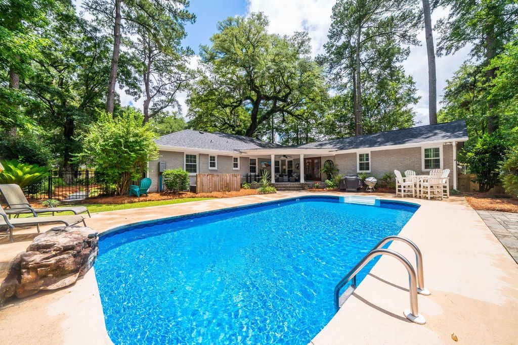 Image 42 of property listing at 108 President Circle, Summerville, SC 29483