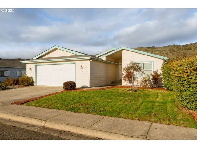 164 Jacob Hale Way, Roseburg, OR 97471
