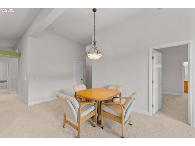 164 Jacob Hale Way, Roseburg, OR 97471