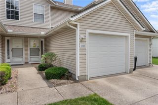1325 SE NORWOOD Drive, Lee's Summit, MO 64081