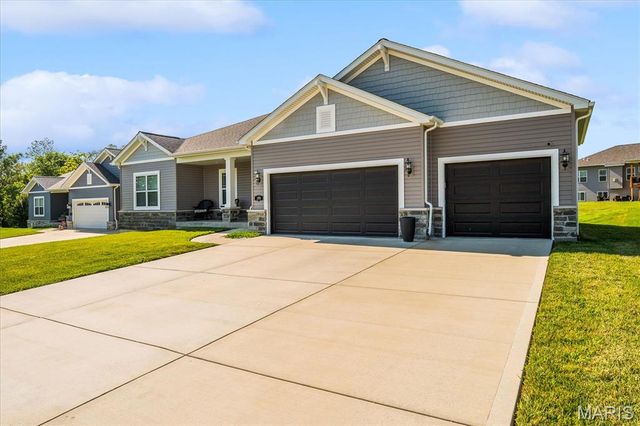 1209 Bayley Drive, O'fallon, IL 62269
