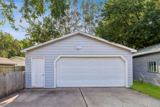 3714 Amherst Street, Des Moines, IA 50313