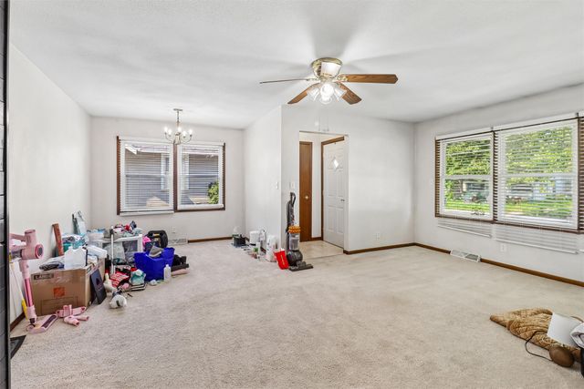 3714 Amherst Street, Des Moines, IA 50313