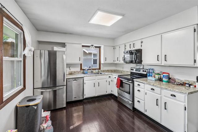 3714 Amherst Street, Des Moines, IA 50313